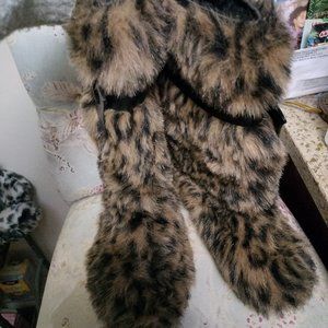 Leopard boots 🔥